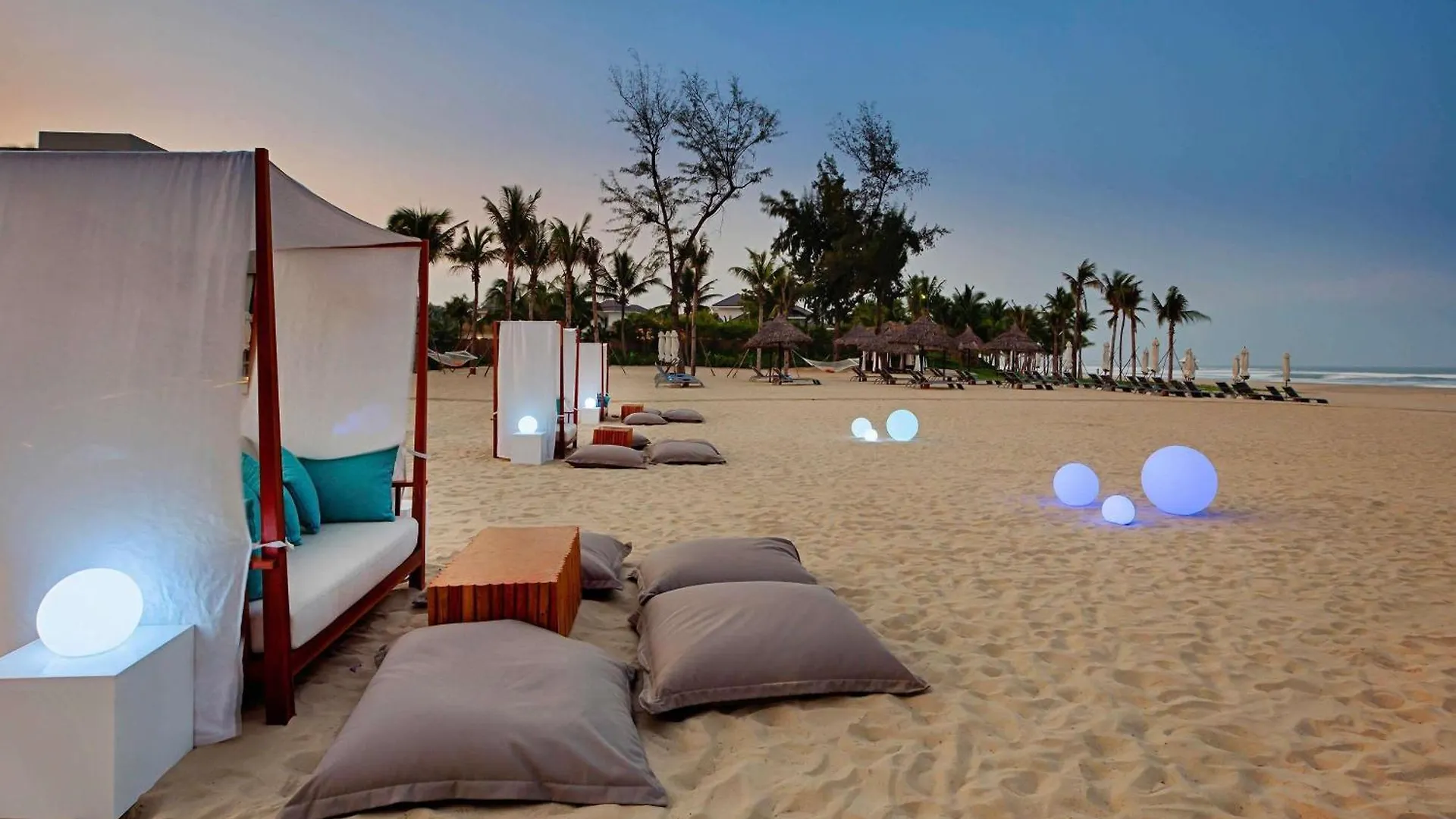 Pullman Danang Beach Resort 5*, Da Nang Vietnam